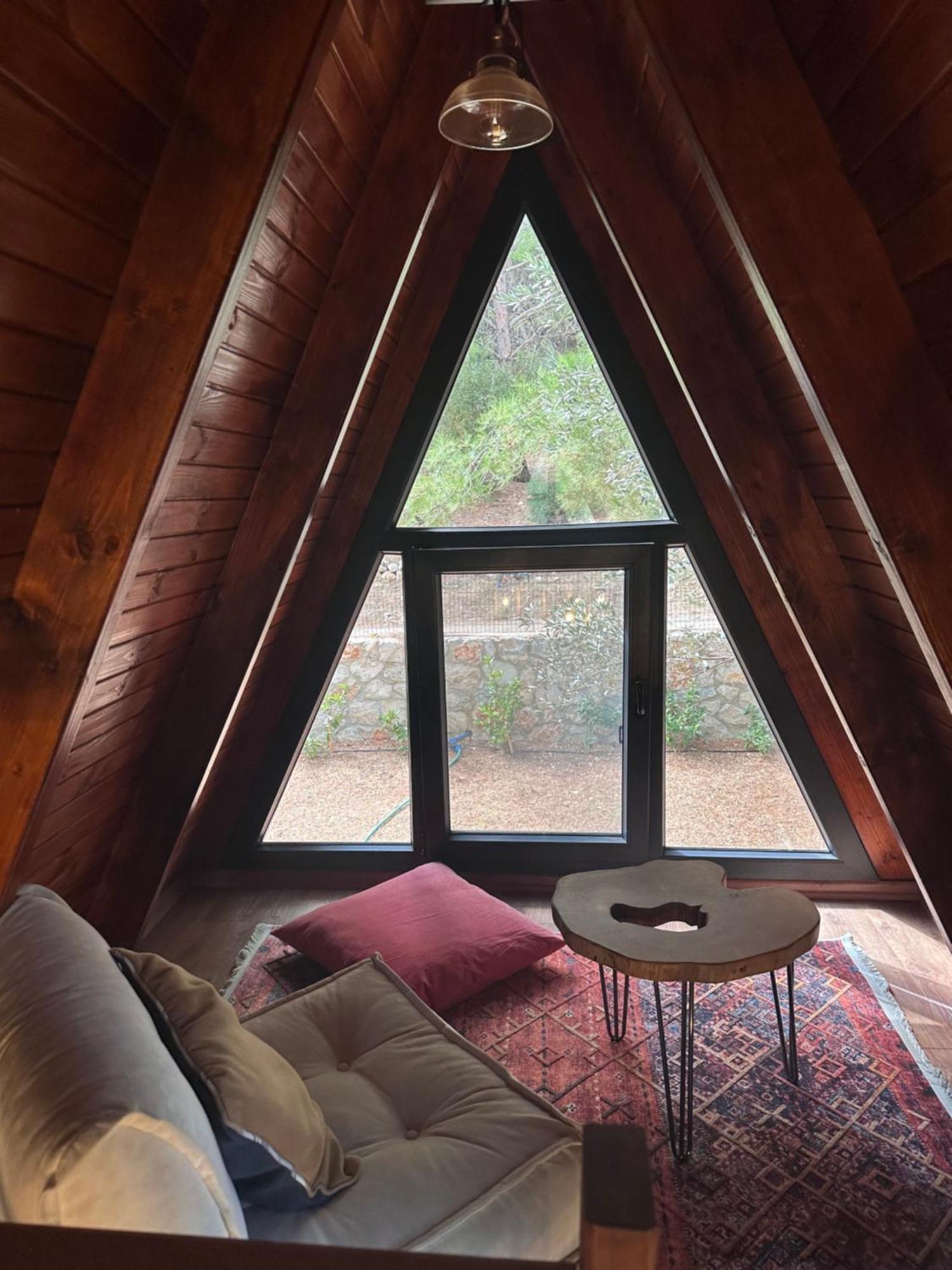 Panurlawoodenhouse Oezel Havuz& Sauna Mavi Eksteriør billede