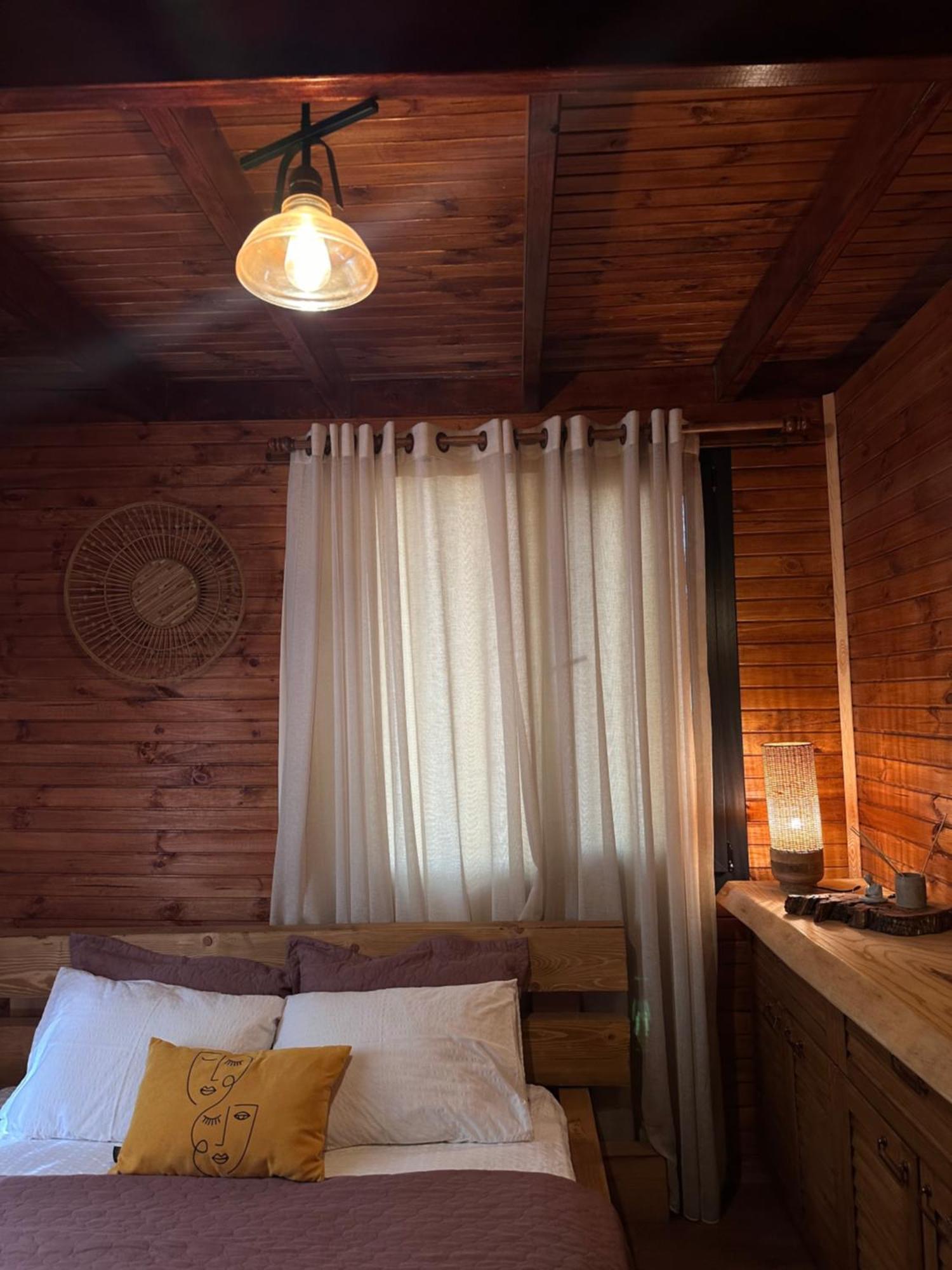 Panurlawoodenhouse Oezel Havuz& Sauna Mavi Eksteriør billede